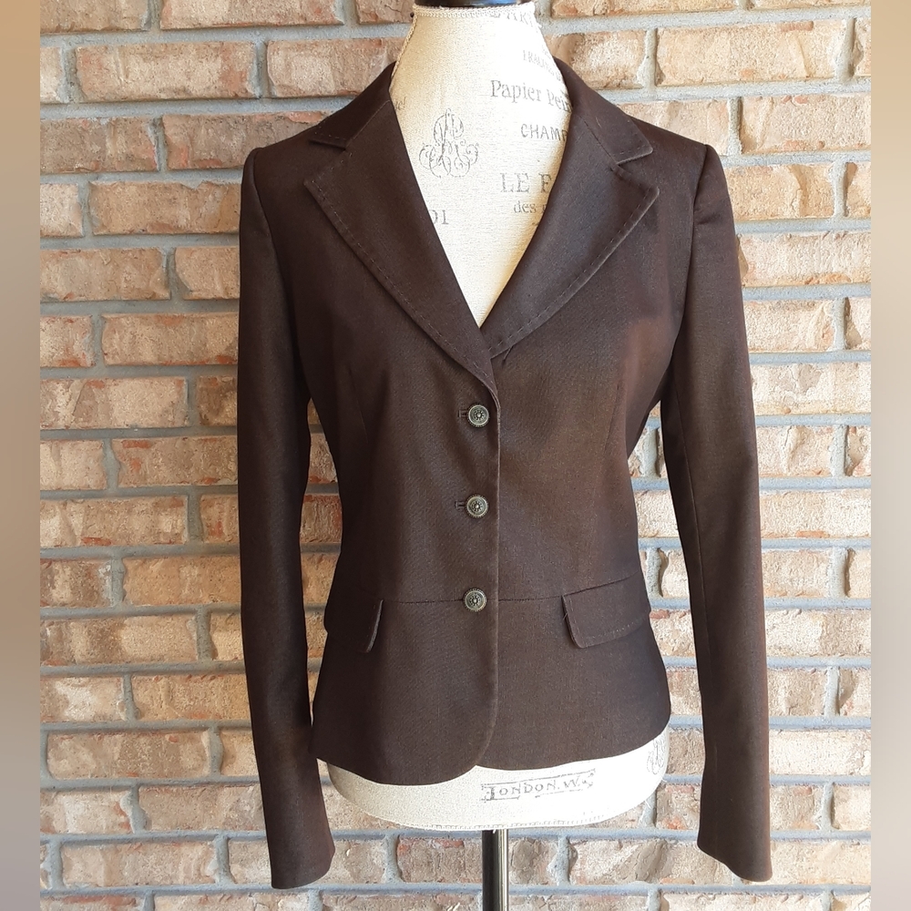 Tahari Brown 3 Button Careerware Blazer Size 8.
